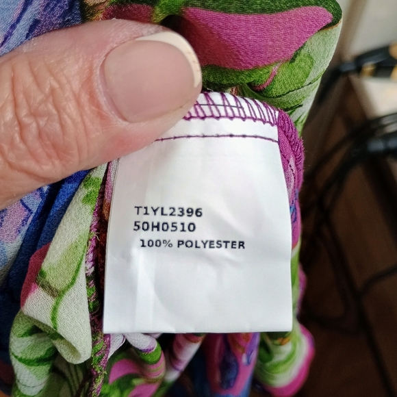 Floral Elegance 1 Sleeve Maxi Dress - Picture 6 of 6